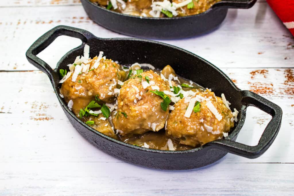 chicken marsala meatballs in small serving dishes