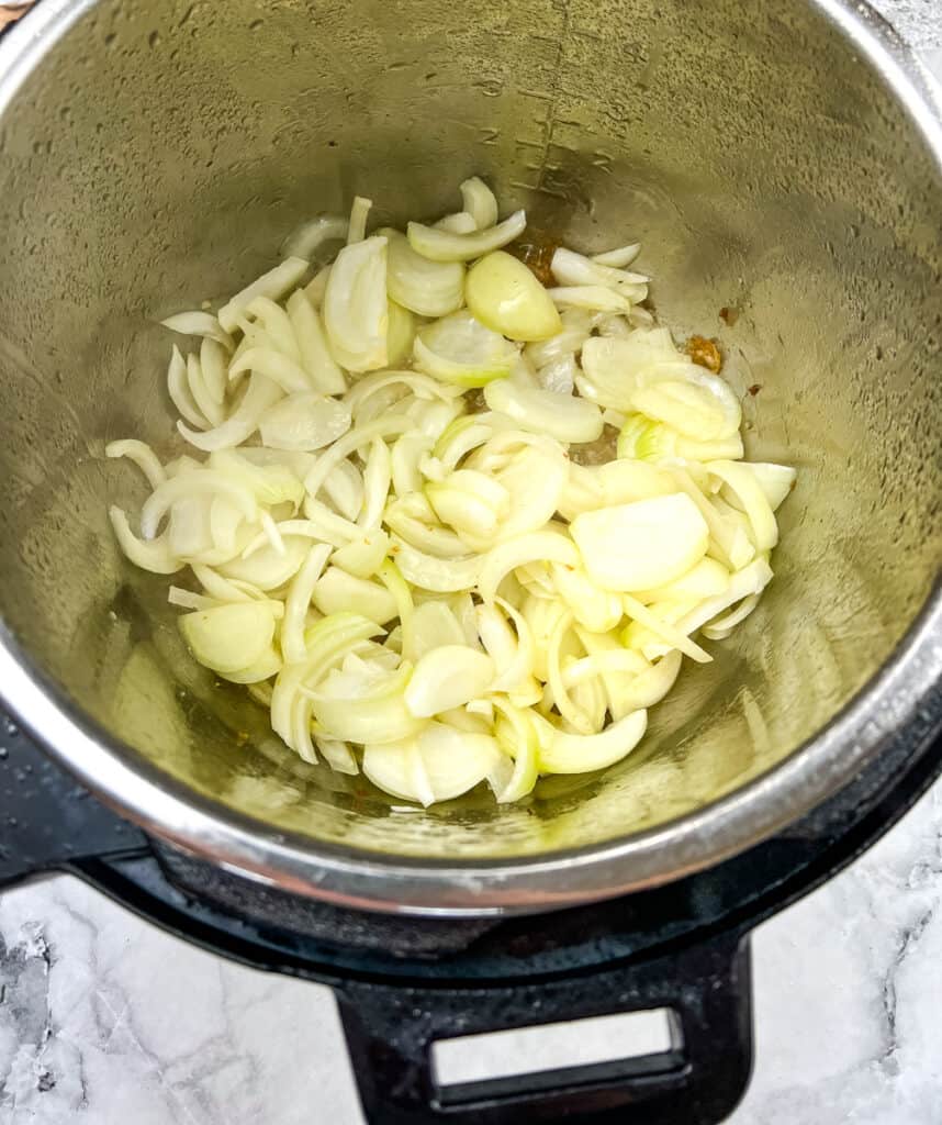 sauteeing onions to make chicken paprikash instant pot