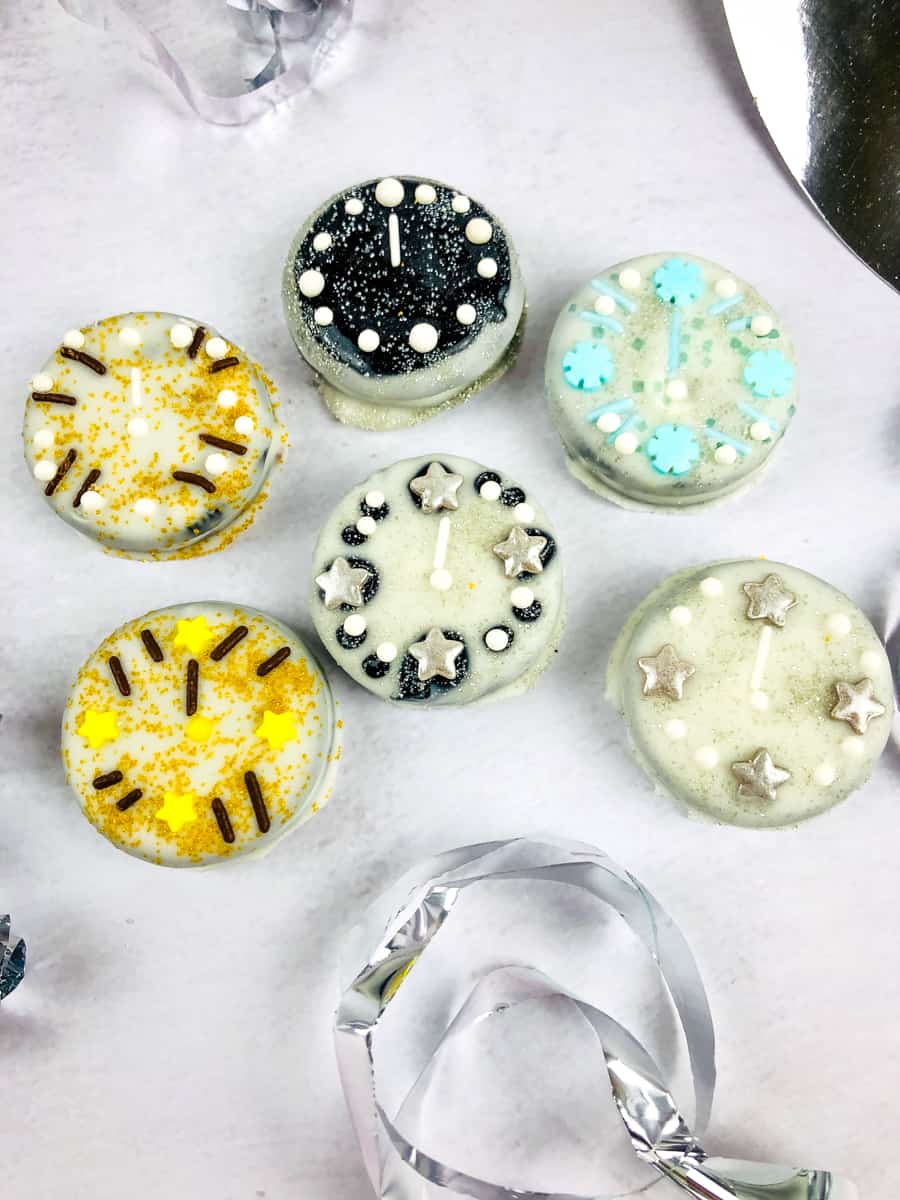 Adorable make-ahead New Year’s Eve cookies with sparkling decorations.