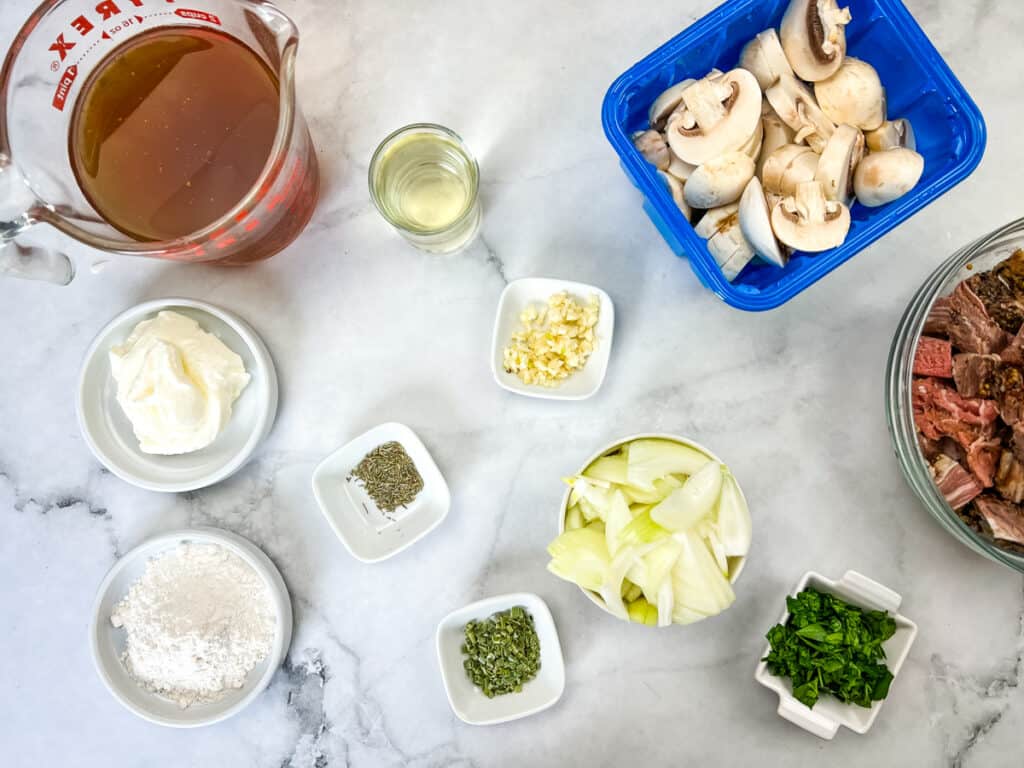 ingredients to make leftover roast beef stroganoff