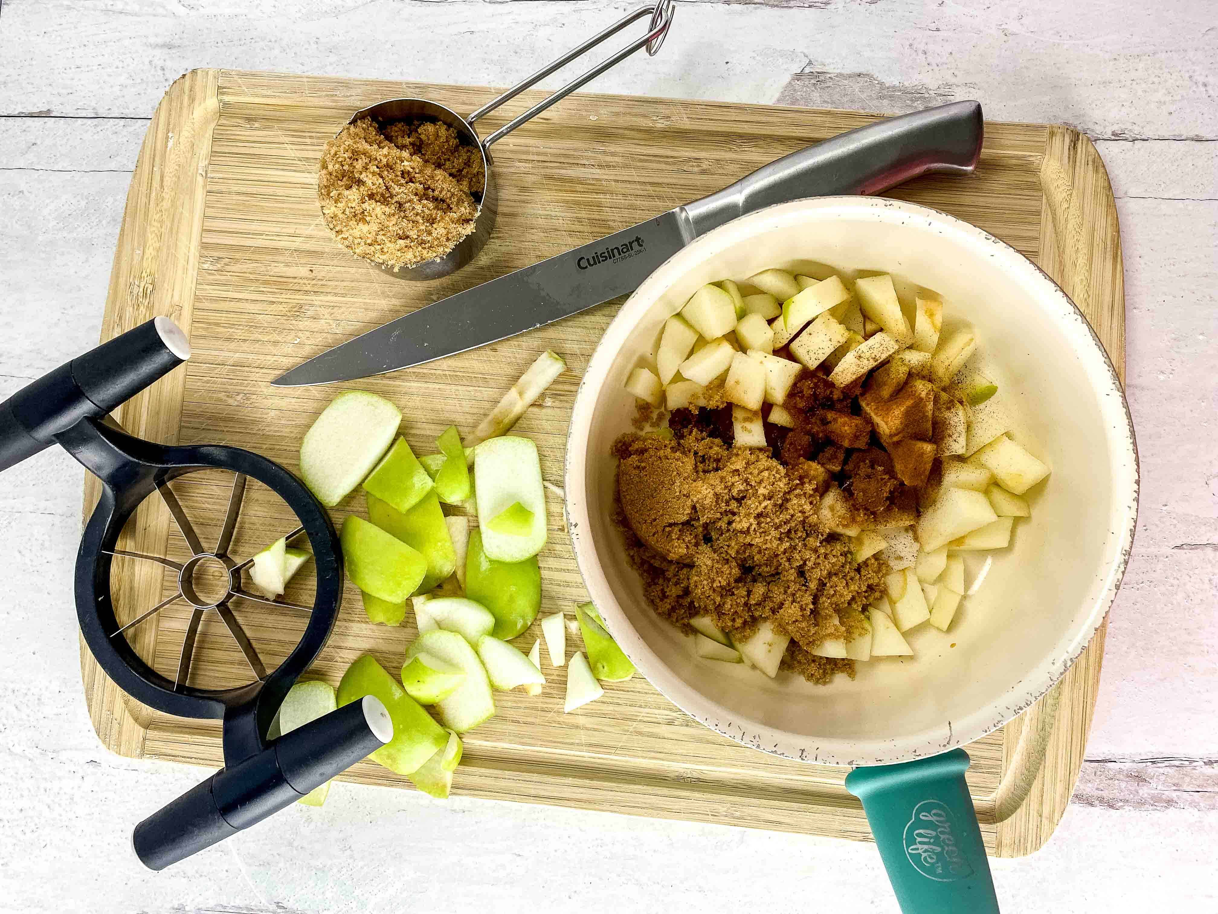 ingredients to make apple topping