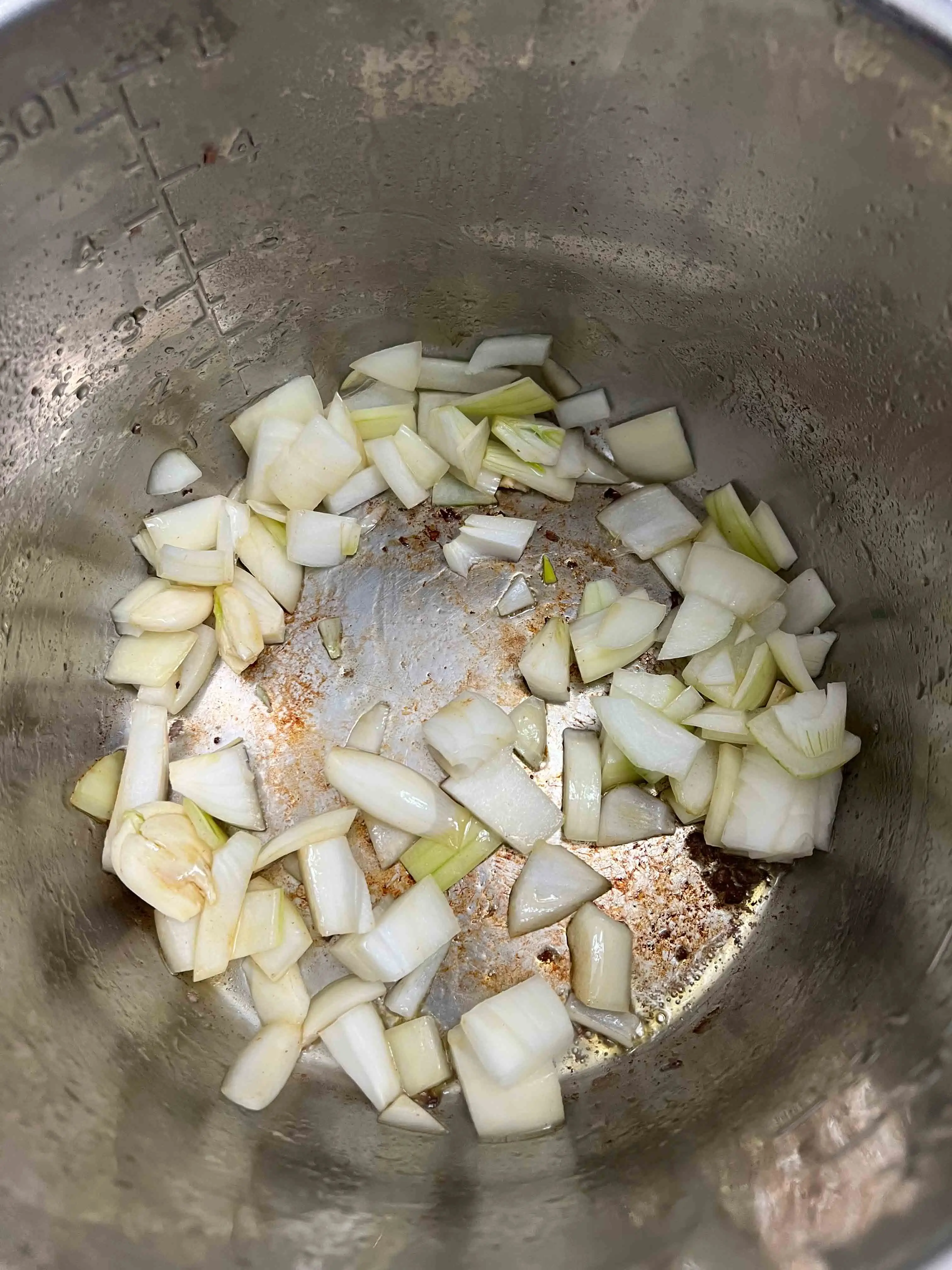 sauteeing onions and garlic in the instant pot