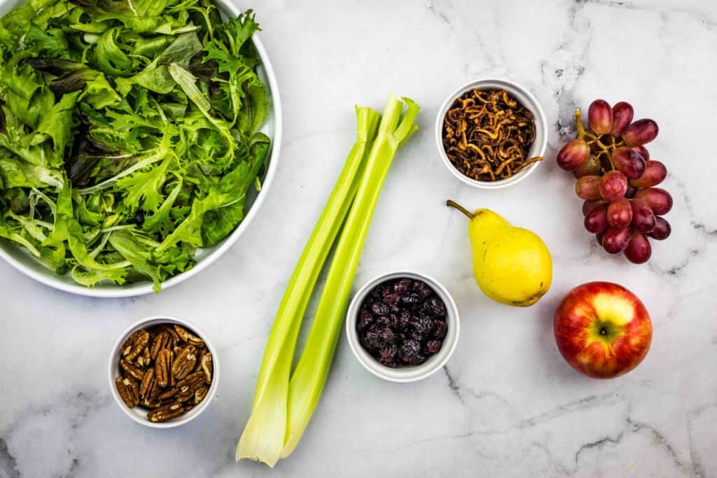 ingredients to make a waldorf salad