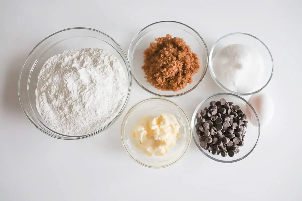 cookie frosted chocolate chip cookie ingredients