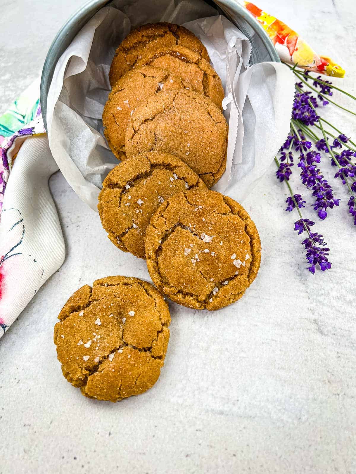 salted caramel brown butter snickerdoodle cookies in a tin
