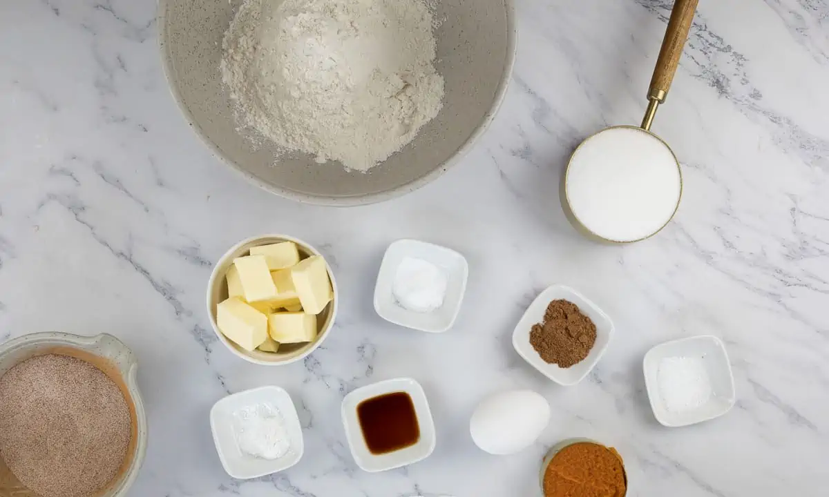 ingredients to make pumpkin snickerdoodle cookies