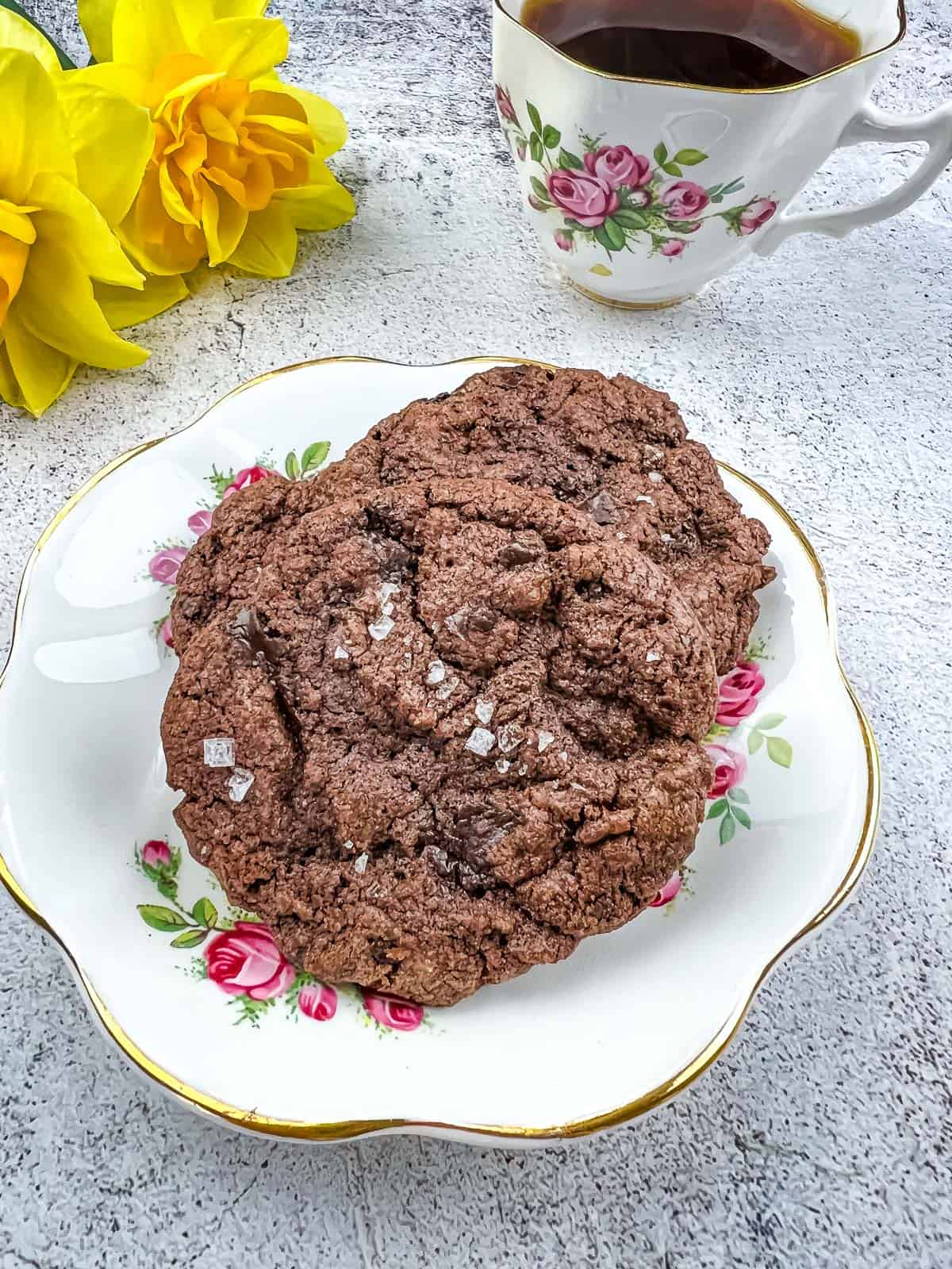 Salted Dark Chocolate Cookies Cook What You Love Desserts