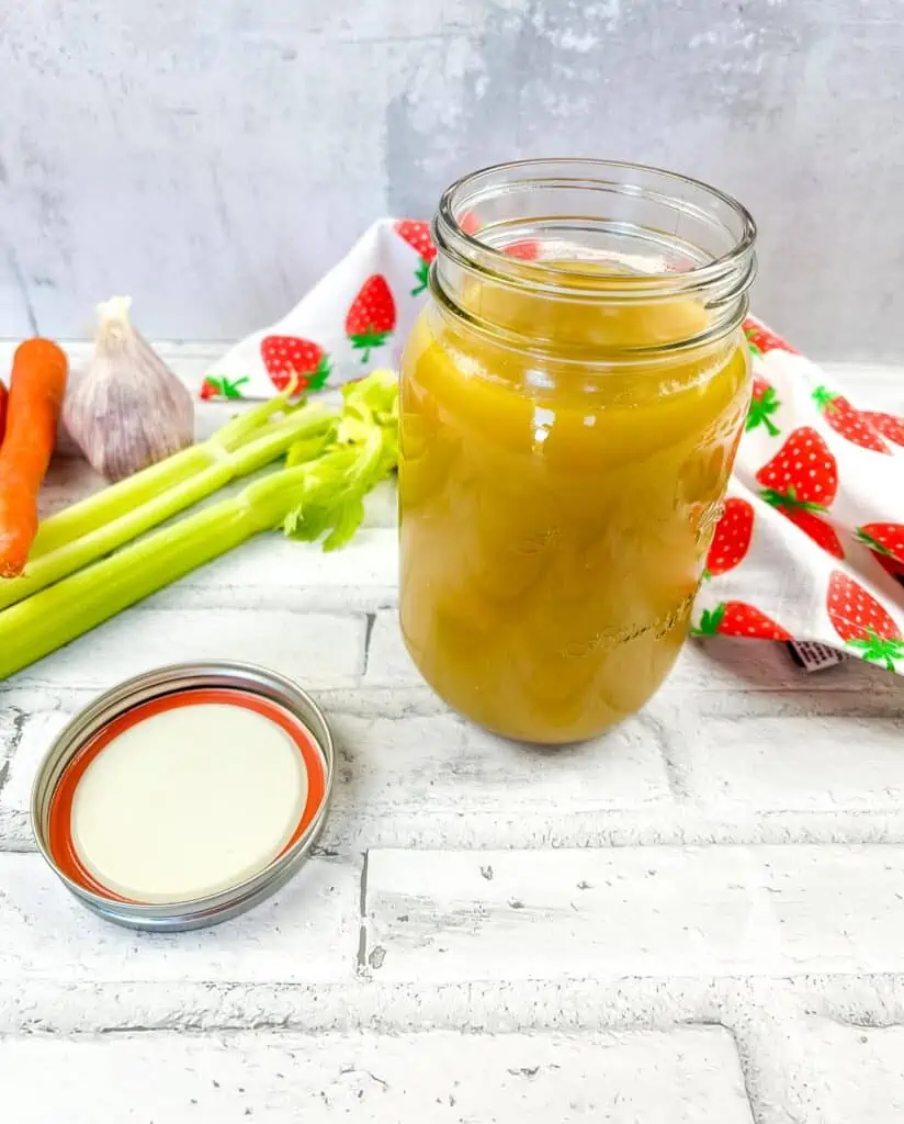 Instant Precision Dutch Oven Turkey stock in a glass jar.