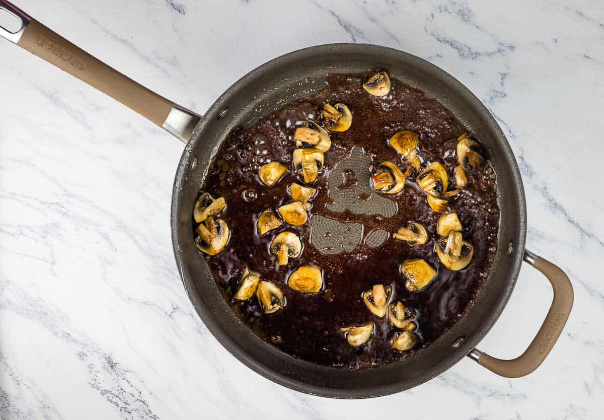 Leftover Roast Beef Pot Pie Cook What You Love