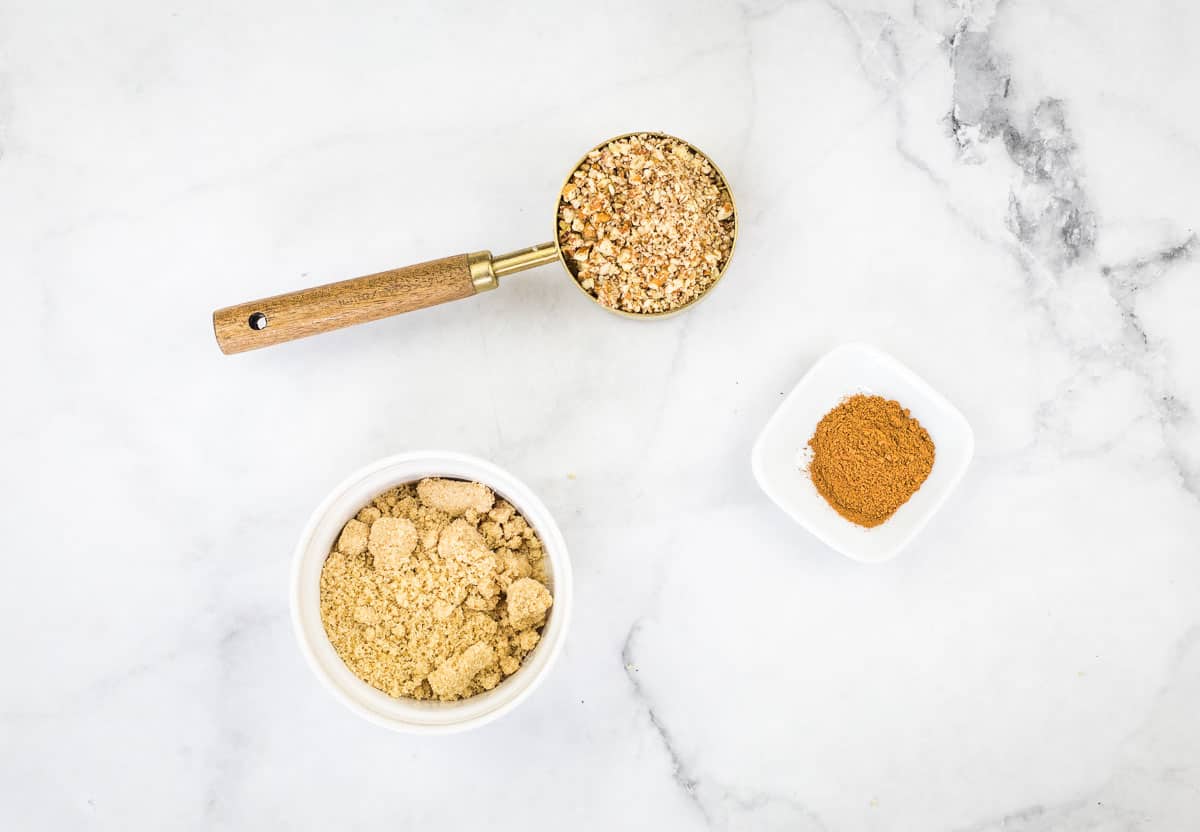 Ingredients to make topping.