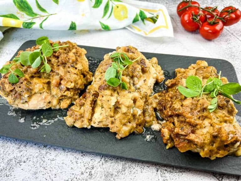 4-ingredient chicken on a black platter.