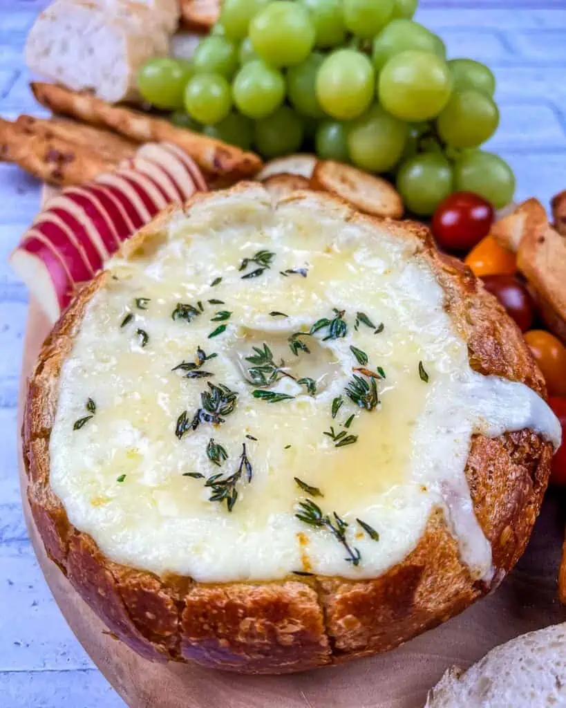 Baked Brie In A Bread Bowl - Cook What You Love Appetizers